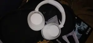 New ,Sony Headphone ,White, Wh-Ult900n