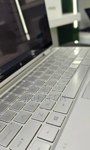 New Laptop HP Spectre 13 8GB Intel Core i7 SSD 512GB