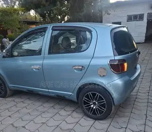 Toyota Vitz 2001