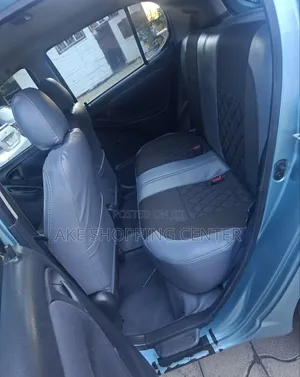 Toyota Vitz 2001