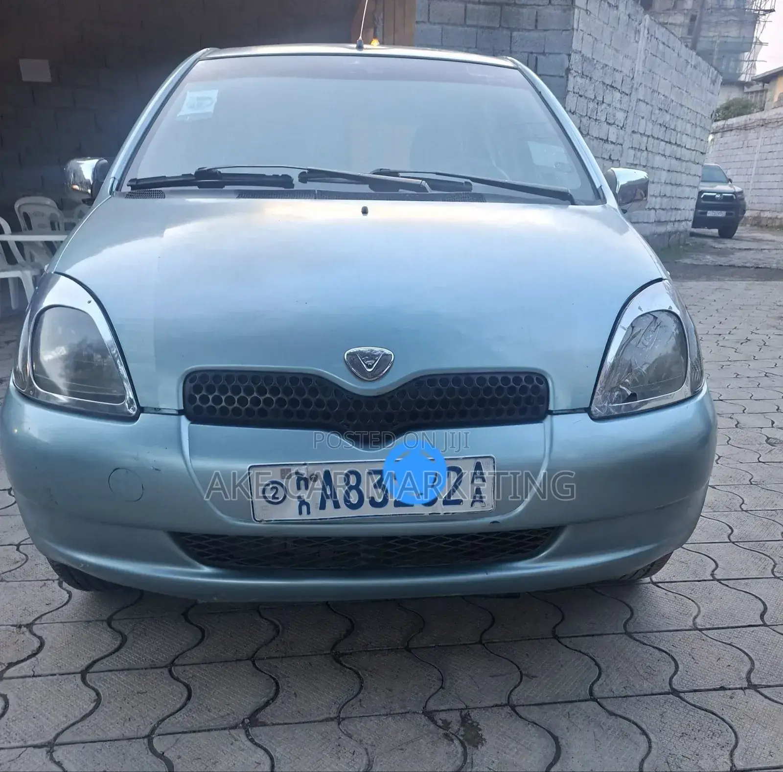 Toyota Vitz 2001