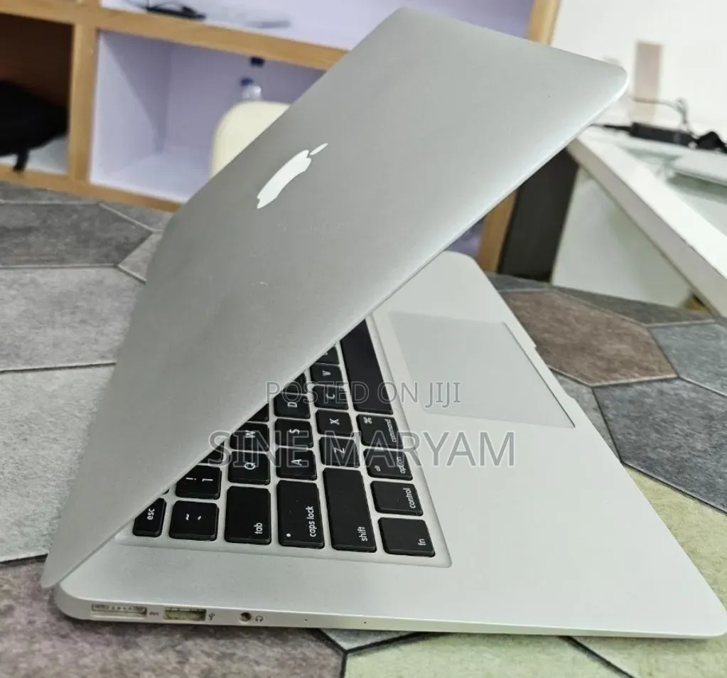 Laptop Apple MacBook Air 2017 8GB Intel Core i5 SSD 256GB