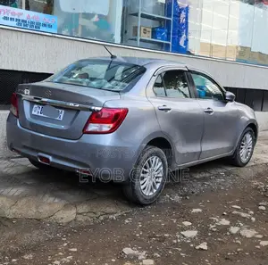 Suzuki Dzire 2021 Silver