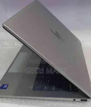 New Laptop HP OmniBook 5 Flip 16GB Intel Core Ultra 7 SSD 1T