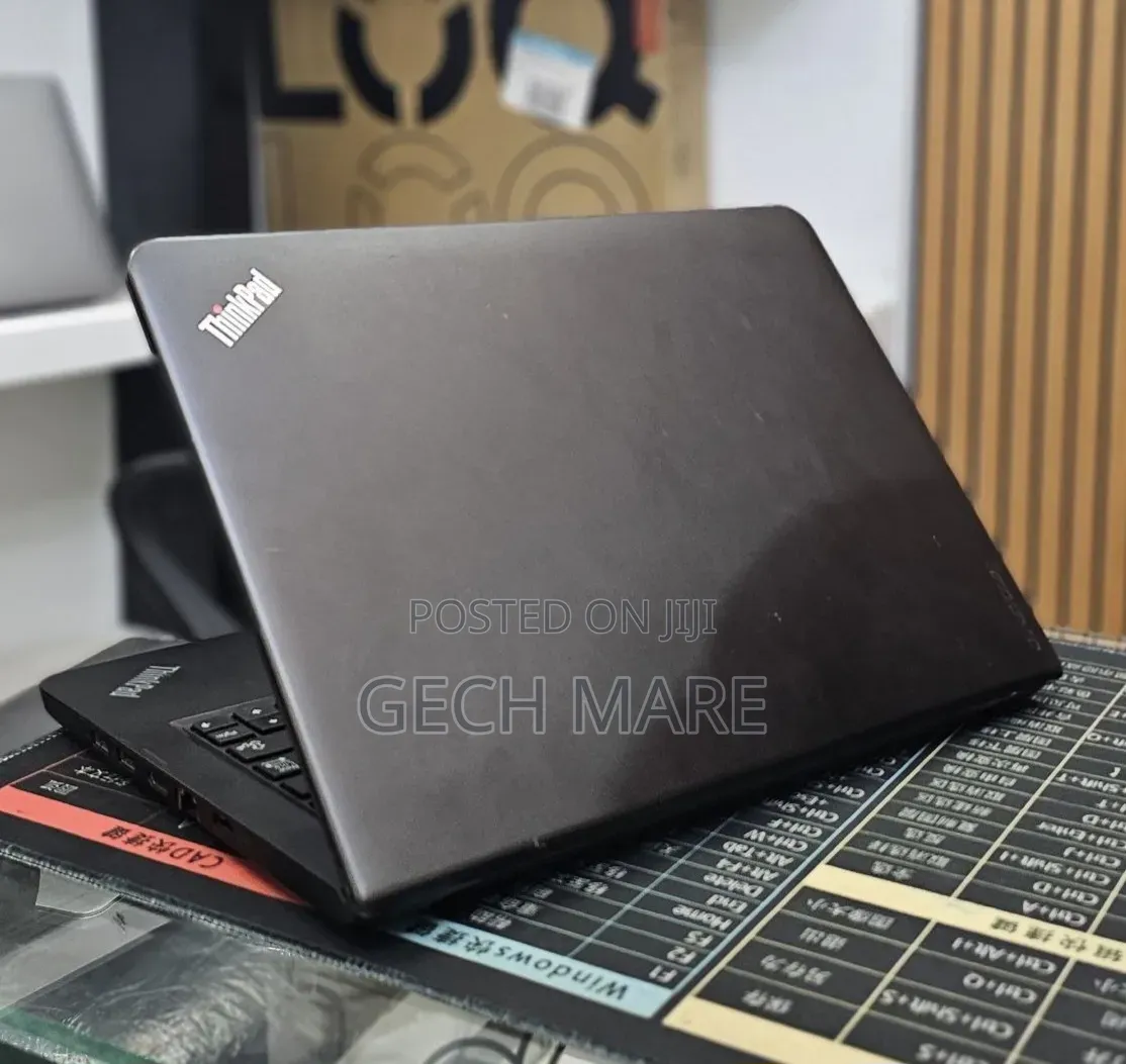 New Laptop Lenovo ThinkPad E470 12GB Intel Core i5 SSD 512GB