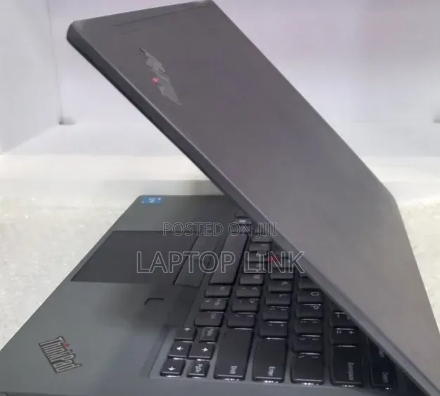 New Laptop Lenovo ThinkPad T14 16GB Intel Core i5 SSD 512GB
