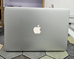 New Laptop Apple MacBook 8GB Intel Core i5 SSD 256GB