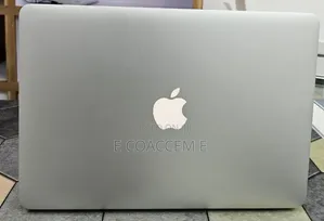 New Laptop Apple MacBook 8GB Intel Core i5 SSD 256GB