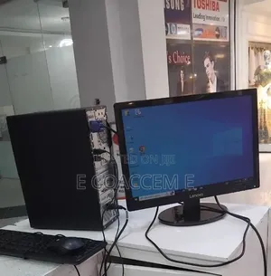 Desktop Computer Lenovo 8GB Intel Core i3 HDD 500GB