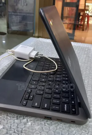 Laptop Acer Chromebook 13 4GB Intel Celeron SSD 32GB
