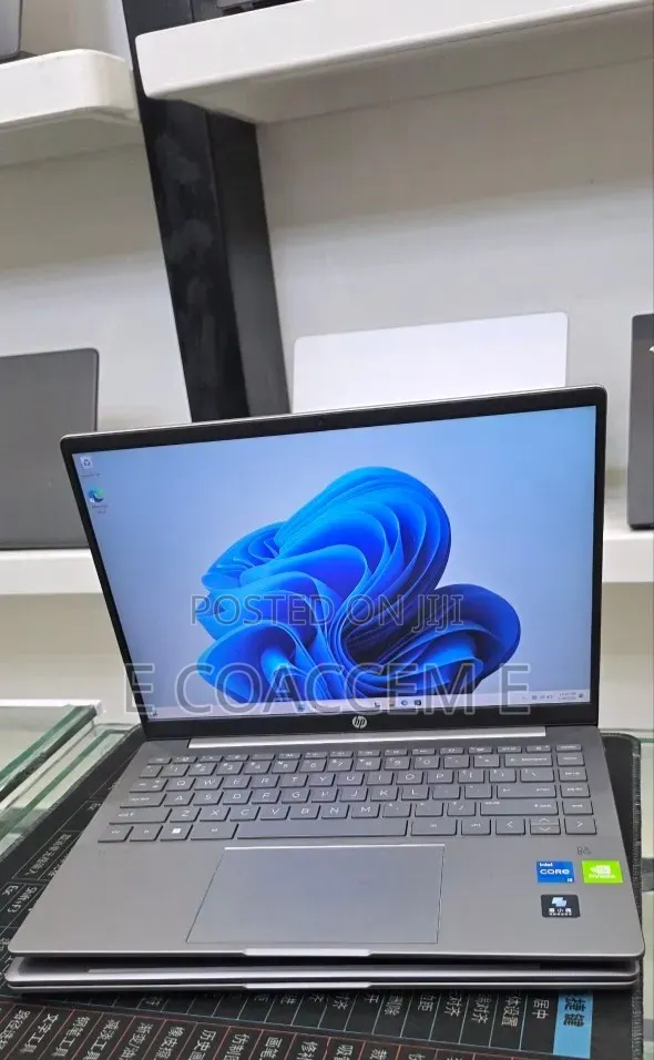 New Laptop HP 550 16GB Intel Core i5 SSD 512GB