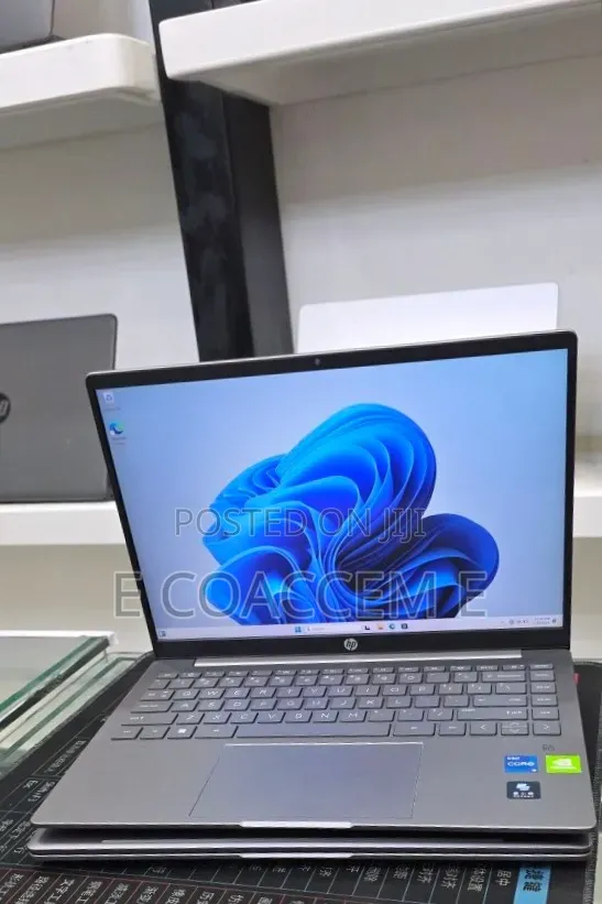 New Laptop HP 550 16GB Intel Core i5 SSD 512GB
