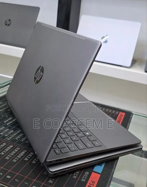New Laptop HP 550 16GB Intel Core i5 SSD 512GB