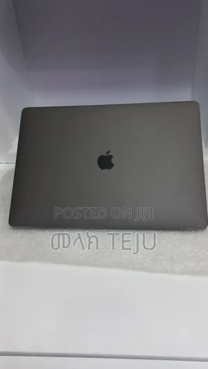 New Laptop Apple MacBook Pro 2016 16GB Intel Core i7 SSD 512GB