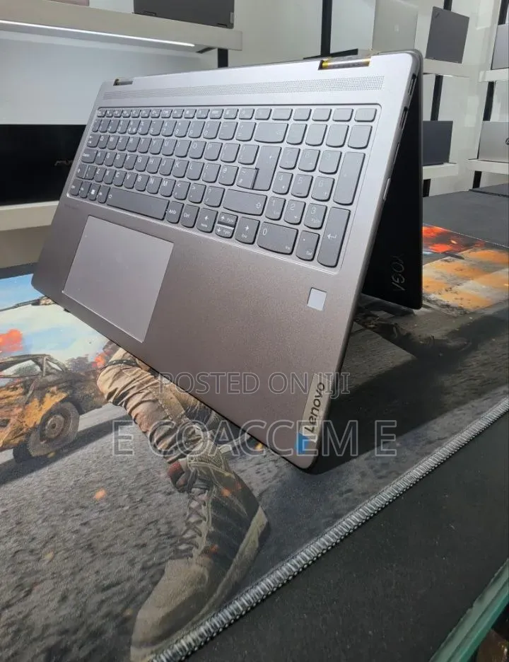 New Laptop Lenovo 16GB AMD Ryzen 7 SSD 512GB