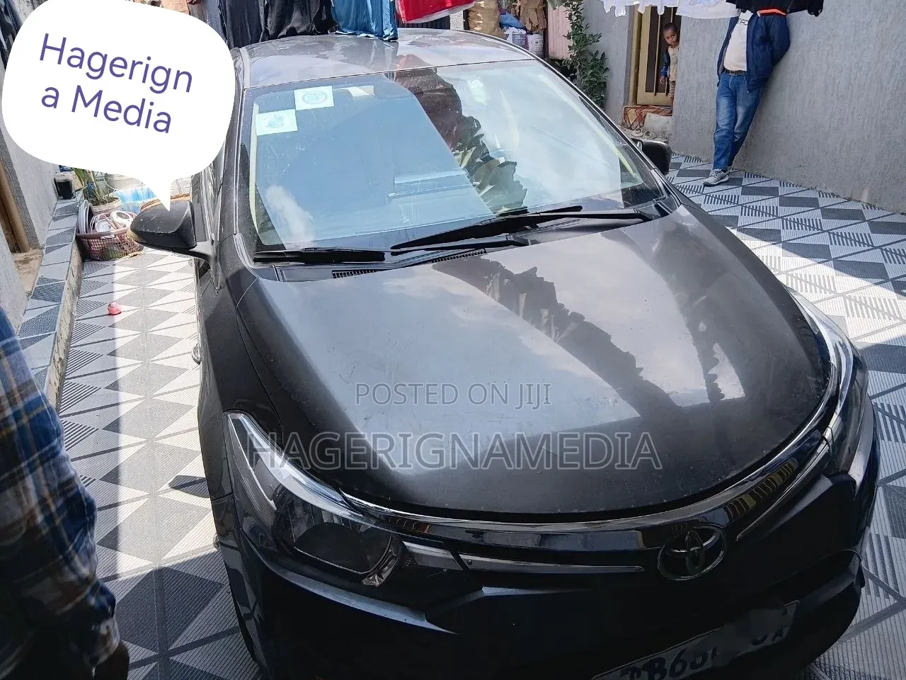 Toyota Yaris 2016 Gray
