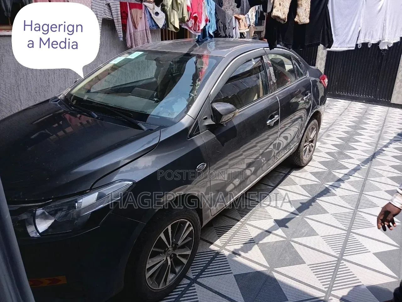 Toyota Yaris 2016 Gray