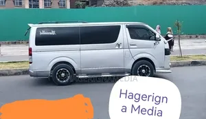 Toyota HiAce 2007 Silver