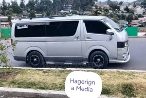 Toyota HiAce 2007 Silver