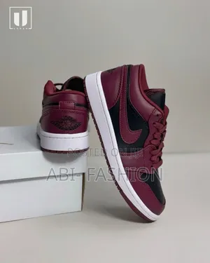 Nike Air Jordan 1 Low "Dark Beetroot" or "Maroon
