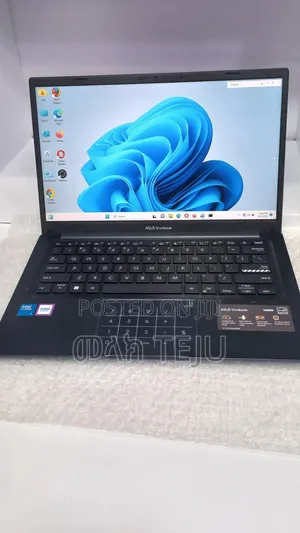 New Laptop Asus VivoBook 15 X505BA 16GB Intel Core 5 SSD 512GB