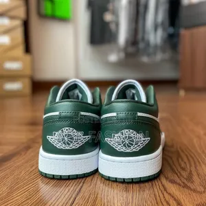 Nike Air Jordan 1 Low "Galactic Jade"