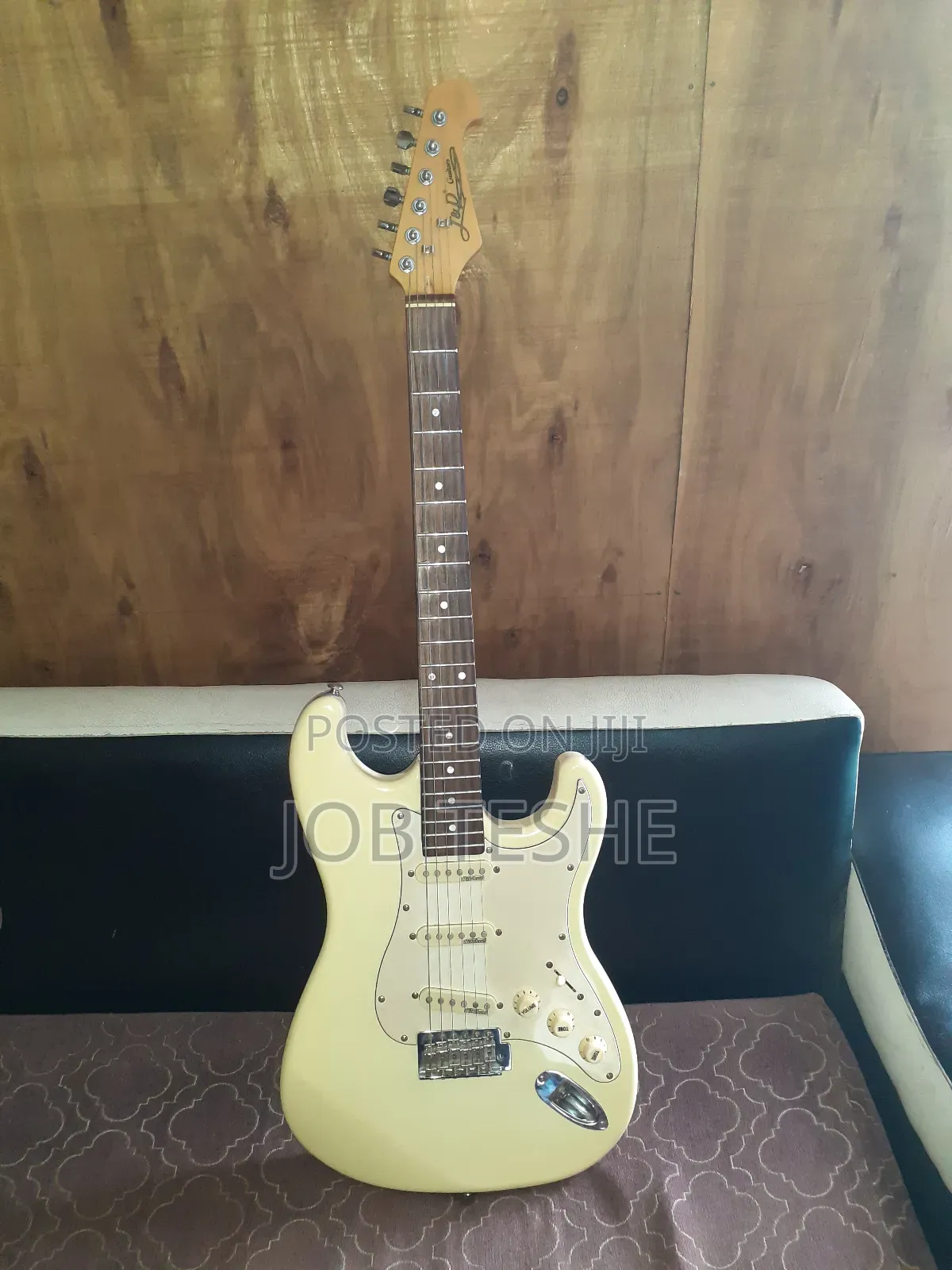 Guitar With Effector
