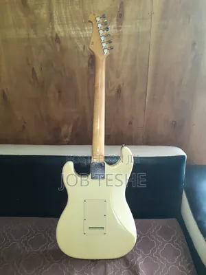 Guitar With Effector