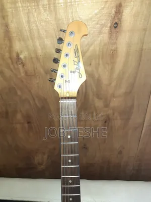 Guitar With Effector