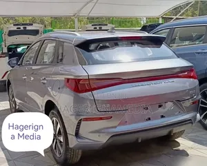 New BYD E2 43 kWh 94 hp FWD 2025 Gray