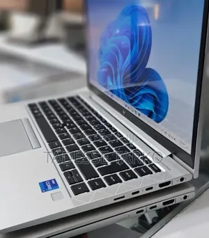 New Laptop HP EliteBook 840 G8 16GB Intel Core i7 SSD 512GB