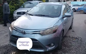 Toyota Yaris 2015 Silver