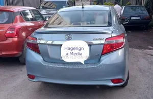 Toyota Yaris 2015 Silver