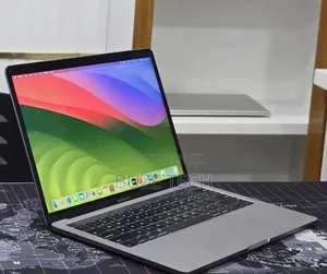 New Laptop Apple MacBook Pro 2019 16GB Intel Core i7 SSD 1T