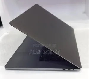 New Laptop Apple MacBook Pro 2016 16GB Intel Core i7 SSD 512GB