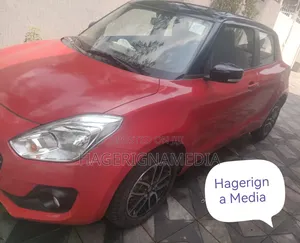 Suzuki Swift 2021 Red