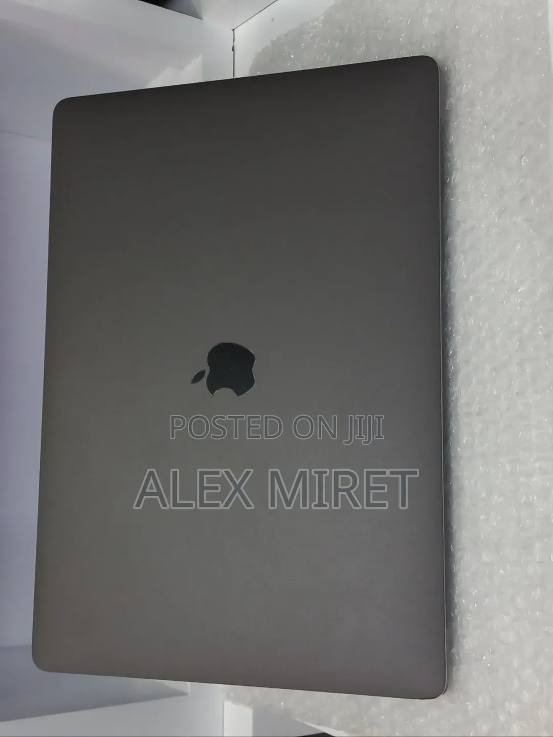 New Laptop Apple MacBook Pro 2016 16GB Intel Core i7 SSD 512GB
