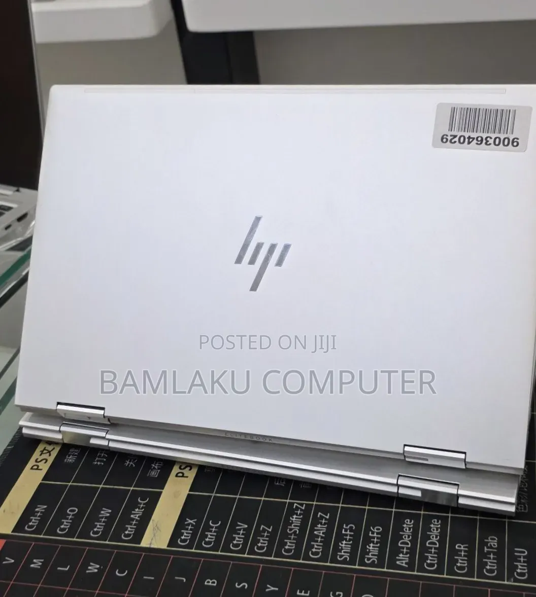 New Laptop HP EliteBook 830 G8 16GB Intel Core i5 SSD 512GB