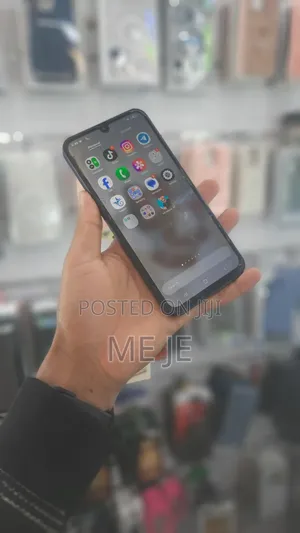 Samsung Galaxy M15 128 GB
