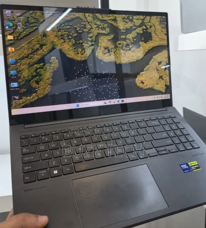 New Laptop Asus Vivobook 15 16GB Intel Core Ultra 9 SSD 512GB