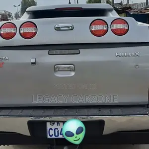 Toyota Hilux 2015 Silver