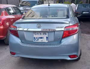 Toyota Yaris 2015 Blue
