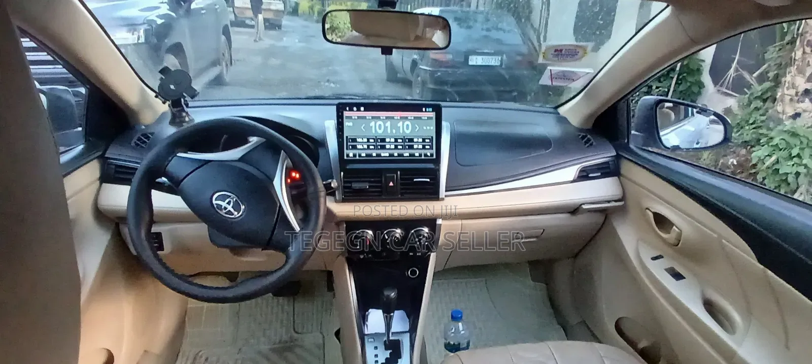 Toyota Yaris 2015 Blue