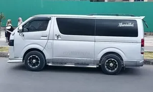 Toyota HiAce 2007 Grey