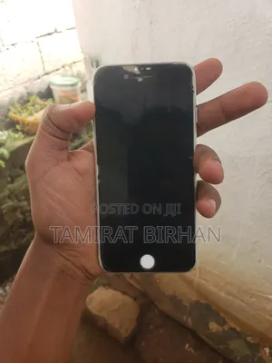 Apple iPhone 7 32 GB Silver
