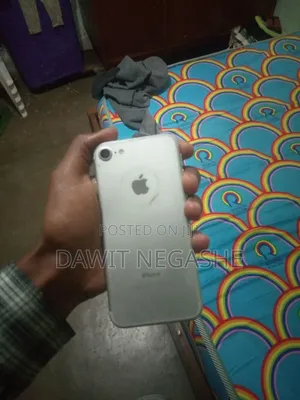 Apple iPhone 7 32 GB Gold