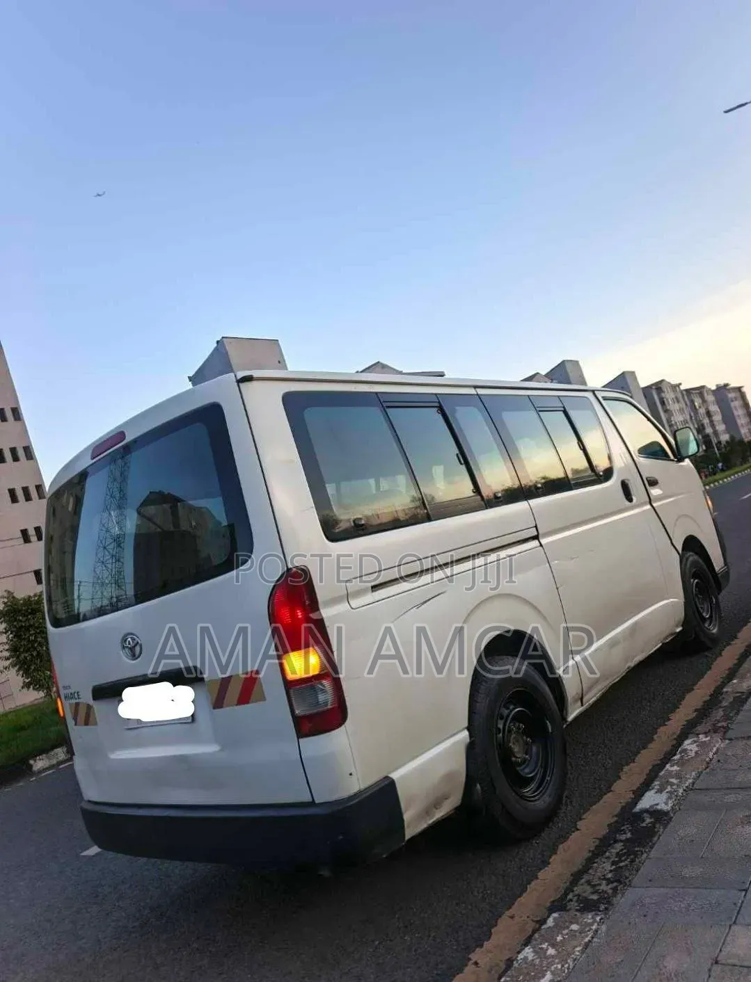 Toyota HiAce 2008 White