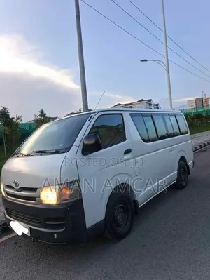 Toyota HiAce 2008 White
