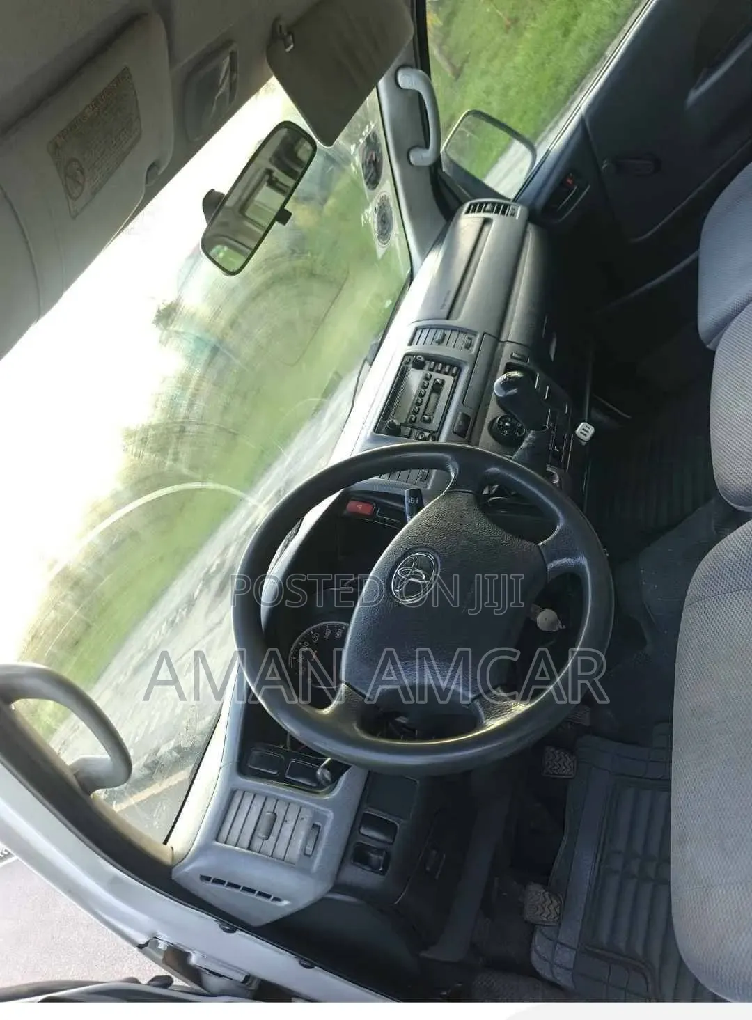 Toyota HiAce 2008 White