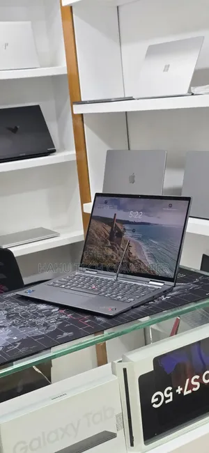 New Laptop Lenovo ThinkPad X1 Yoga 16GB Intel Core i5 SSD 512GB